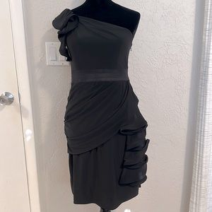 Beautiful PHOEBE COUTURE one shoulder little black dress.